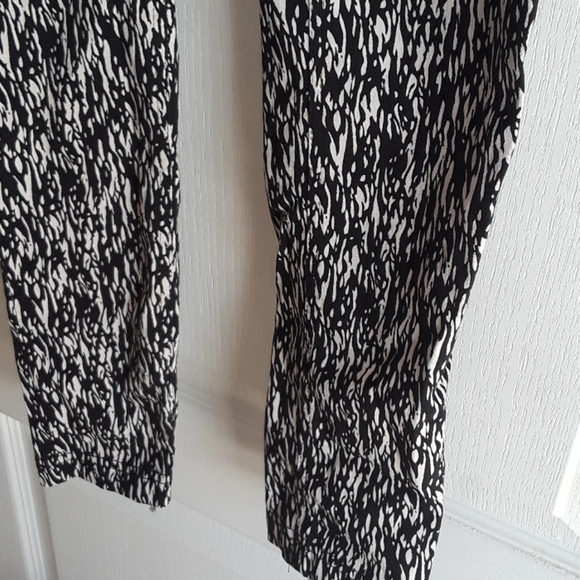 💕CUTE💕Atmosphere New Leggings - Picture 3 of 5